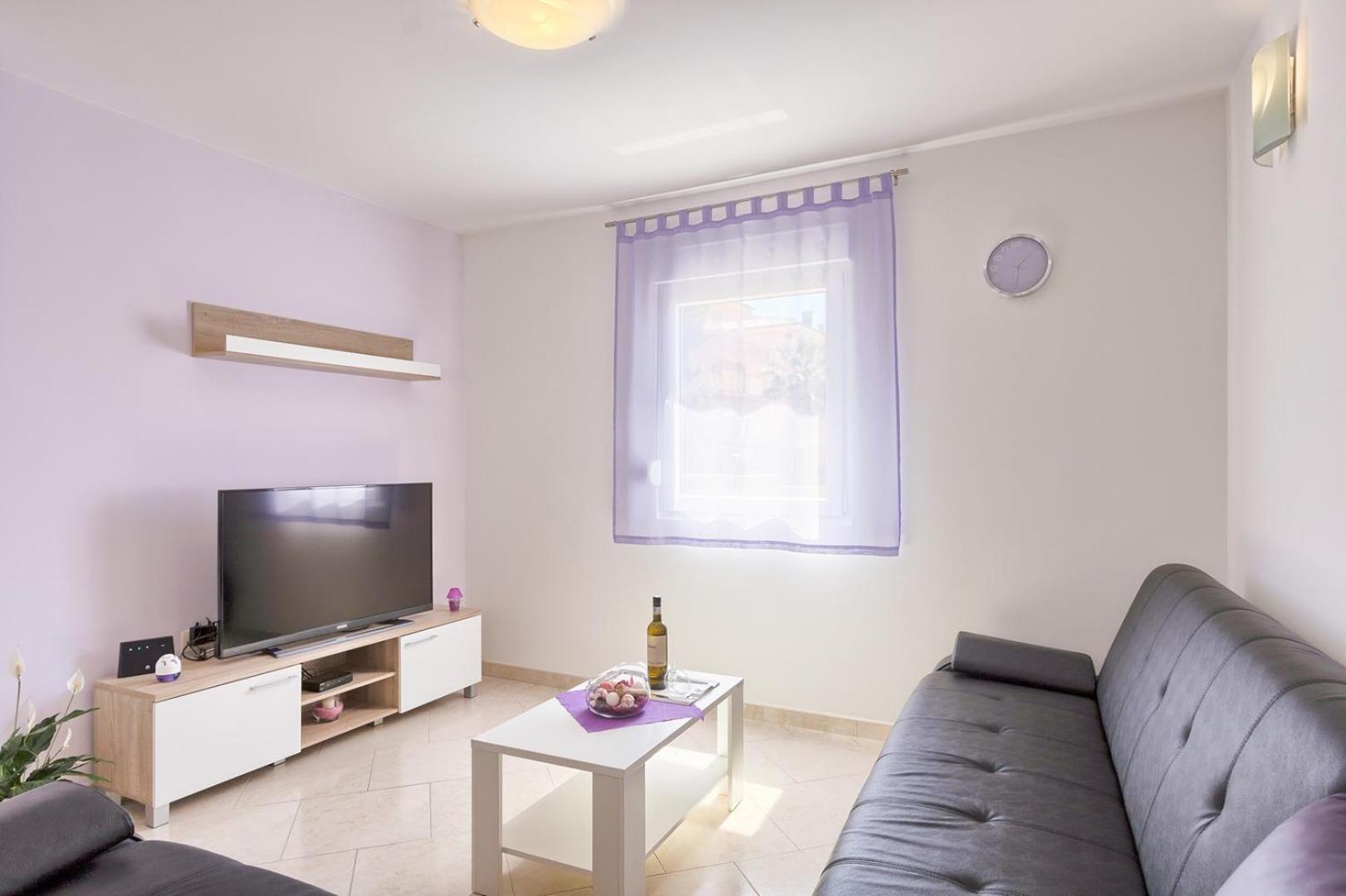 מדולין Holiday House Valnessa מראה חיצוני תמונה
