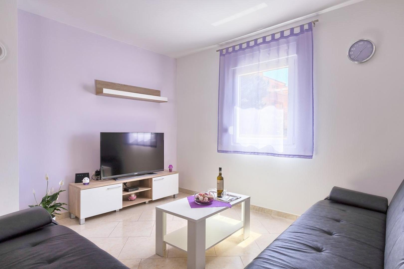 מדולין Holiday House Valnessa מראה חיצוני תמונה